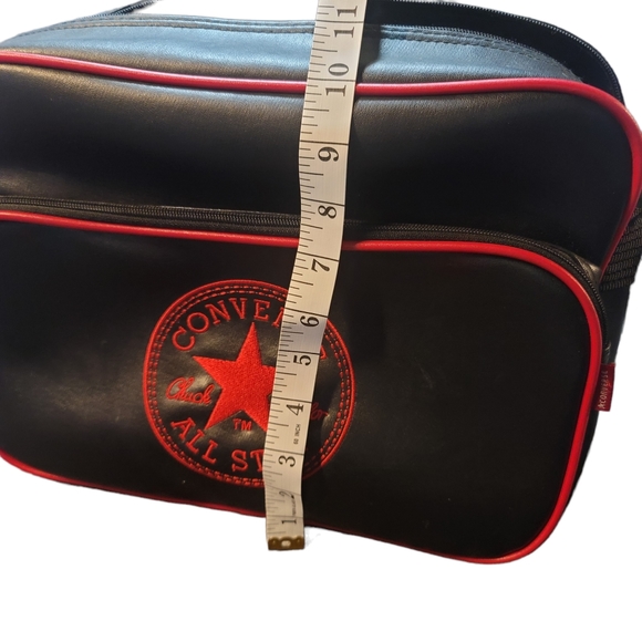 Converse All Star Chuck Taylor messanger crossbody Bag - Picture 5 of 8